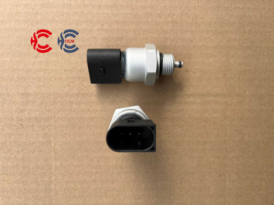 OEM: A0061537528Material: MetalColor: SilverOrigin: Made in ChinaWeight: 0.1gPacking List: 100* Temperature Sensor More ServiceWe can provide OEM Manufacturing serviceWe can Be your one-step solution for Auto PartsWe can provide technical scheme for you Feel Free to Contact Us, We will get back to you as soon as possible.