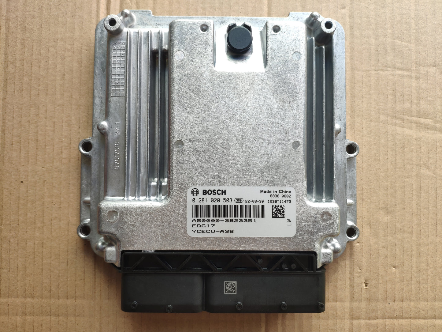 OEM: 0281020503 A50000-3823351 EDC17 YCECU-A38 Material: Metal Color: Silver Origin: Made in China Weight: 1500g Packing List: 1* ECU Diesel Engine More Service We can provide OEM Manufacturing service We can Be your one-step solution for Auto Parts We can provide technical scheme for you Feel Free to Contact Us, We will get back to you as soon as possible.
