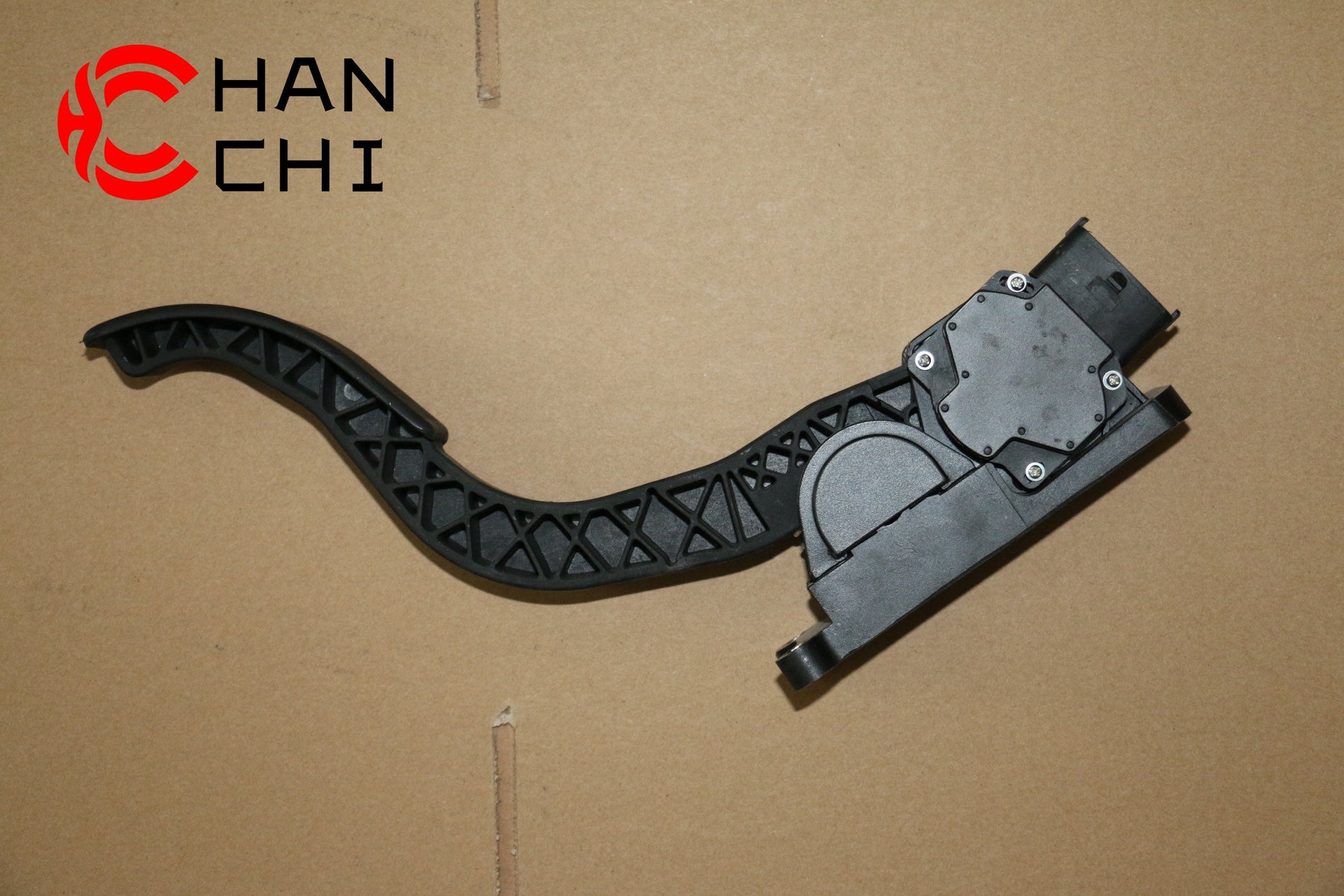 【Description】---☀Welcome to HANCHI☀---✔Good Quality✔Generally Applicability✔Competitive PriceEnjoy your shopping time↖(^ω^)↗【Features】Brand-New with High Quality for the Aftermarket.Totally mathced your need.**Stable Quality**High Precision**Easy Installation**【Specification】OEM:110820029 0281002687Material:ABSColor:blackOrigin:Made in ChinaWeight:1000g【Packing List】1* Electronic Accelerator Pedal 【More Service】 We can provide OEM service We can Be your one-step solution for Auto Parts We can pr