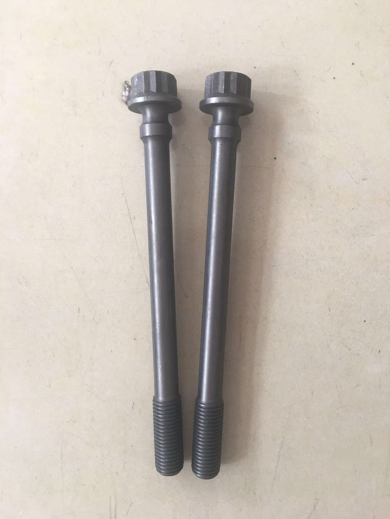 1001007680 Cylinder Head Main Bolt Baudouin High Quality OEM