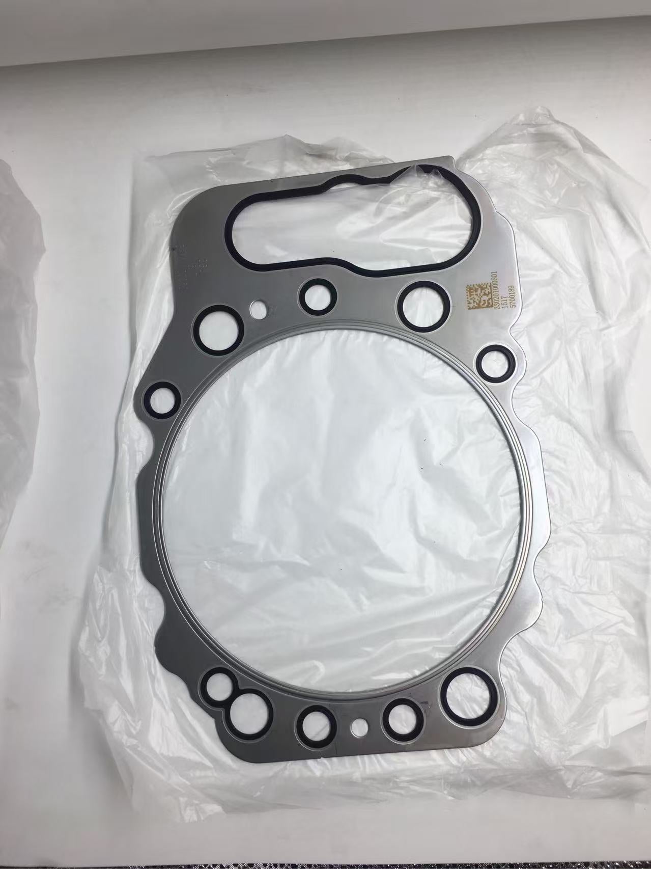 OEM: 330201000501 BaudouinMaterial: ABS MetalColor: black silverOrigin: Made in ChinaWeight: 100kg More ServiceWe can provide OEM Manufacturing serviceWe can Be your one-step solution for Auto PartsWe can provide technical scheme for you Feel Free to Contact Us, We will get back to you as soon as possible.-Hanchi Auto Parts
