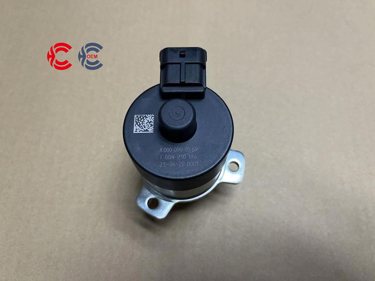 OEM: A0000900069 F00N210196Material: ABS metalColor: black silverOrigin: Made in ChinaWeight: 200gPacking List: 1* SCV More ServiceWe can provide OEM Manufacturing serviceWe can Be your one-step solution for Auto PartsWe can provide technical scheme for you Feel Free to Contact Us, We will get back to you as soon as possible.