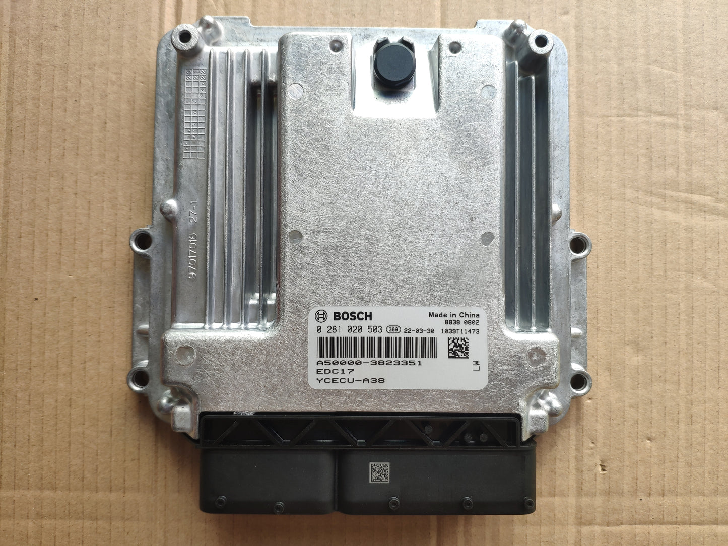 OEM: 0281020503 A50000-3823351 EDC17 YCECU-A38 Material: Metal Color: Silver Origin: Made in China Weight: 1500g Packing List: 1*  ECU Diesel Engine  More Service We can provide OEM Manufacturing service We can Be your one-step solution for Auto Parts We can provide technical scheme for you  Feel Free to Contact Us, We will get back to you as soon as possible.
