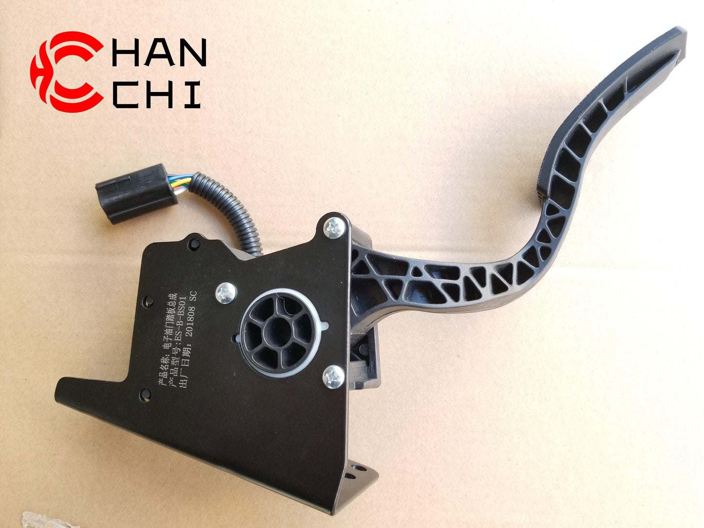 【Description】---☀Welcome to HANCHI☀---✔Good Quality✔Generally Applicability✔Competitive PriceEnjoy your shopping time↖（^ω^）↗【Features】Brand-New with High Quality for the Aftermarket.Totally mathced your need.**Stable Quality**High Precision**Easy Installation**【Specification】OEM：ES-B-BS01 MetalMaterial：metalColor：blackOrigin：Made in ChinaWeight：1000g【Packing List】1* Electronic Accelerator Pedal 【More Service】 We can provide OEM service We can Be your one-step solution for Auto Parts We can provi